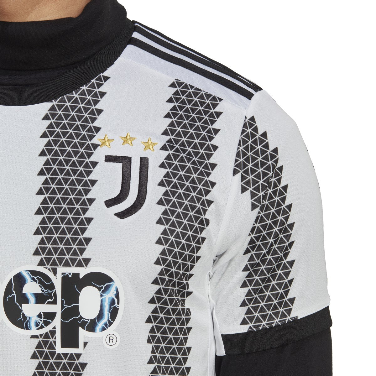 adidas Men's Juventus 22/23 Home Jersey | H38907
