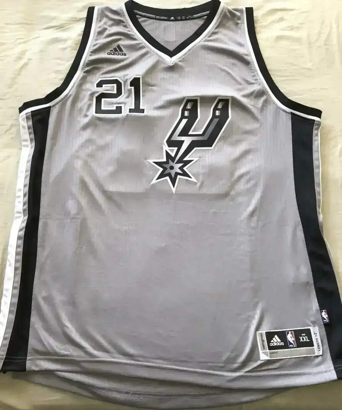 Tim Duncan San Antonio Spurs Adidas gray jersey NEW