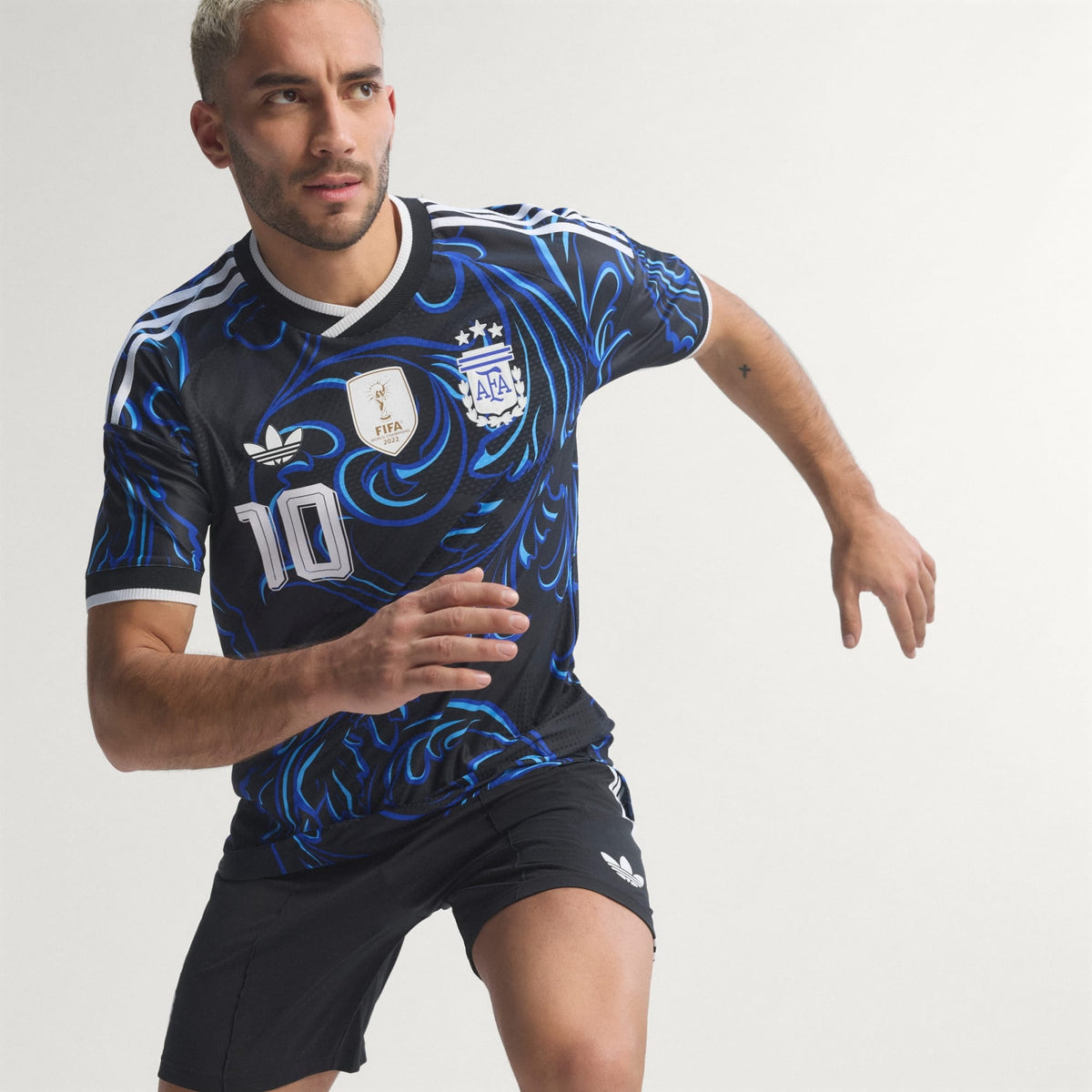 adidas Mens Argentina 2026 Away Authentic Jersey Messi Black/Lucid Blue/Blue Burst Medium